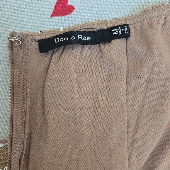 Doe & Rae Dress Medium - Picture 3 of 5